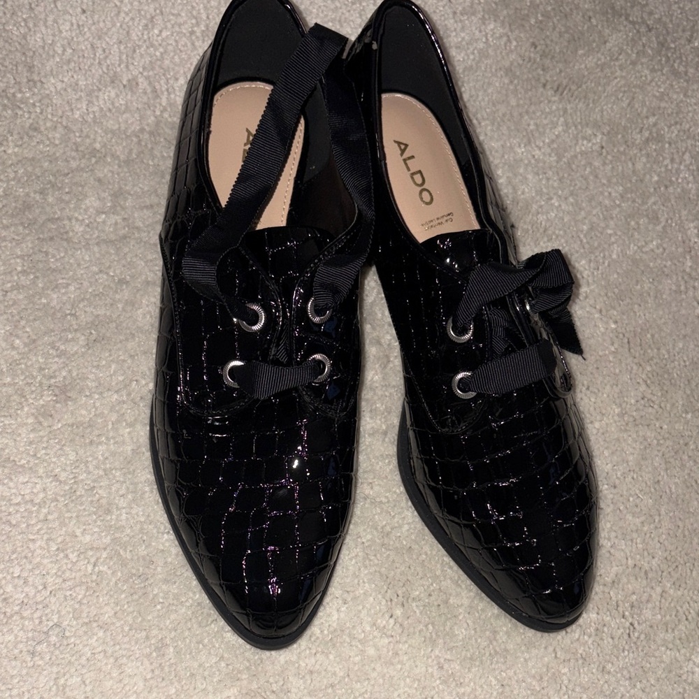 Aldo Black Patent Croc Lace-Up Pointed Flats